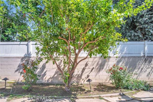 Detail Gallery Image 36 of 42 For 1343 N Whitnall Hwy, Burbank,  CA 91505 - 3 Beds | 2 Baths
