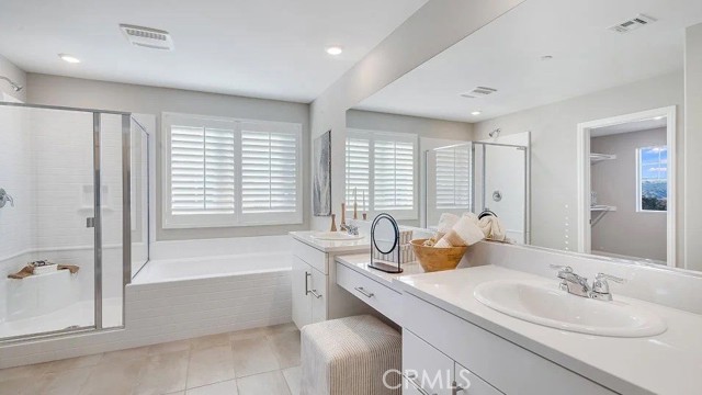 Detail Gallery Image 18 of 25 For 14180 Rollins St, Hesperia,  CA 92345 - 5 Beds | 3/1 Baths