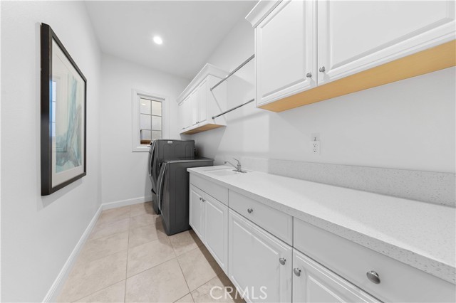 Detail Gallery Image 30 of 74 For 111 Great Oak, Irvine,  CA 92602 - 5 Beds | 5/1 Baths