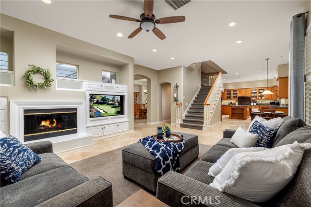 10 Spring Grove, Irvine CA: https://media.crmls.org/medias/da61189c-eab1-462e-851c-8093f99fc8cf.jpg