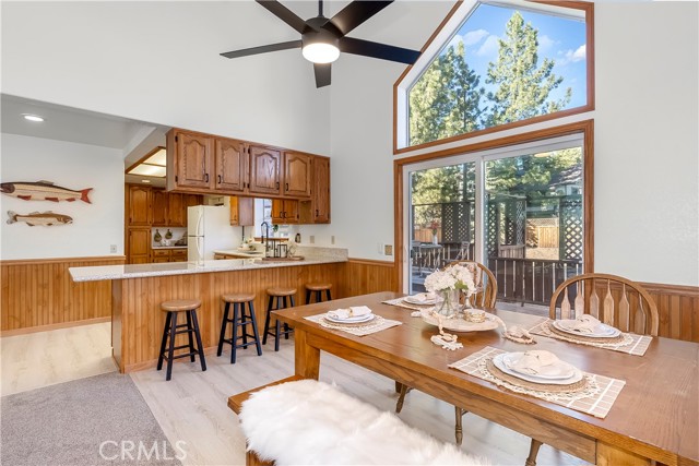 43144 Moonridge Road, Big Bear Lake CA: https://media.crmls.org/medias/da61a18b-5d3b-4ce0-962b-afb32441cb0c.jpg