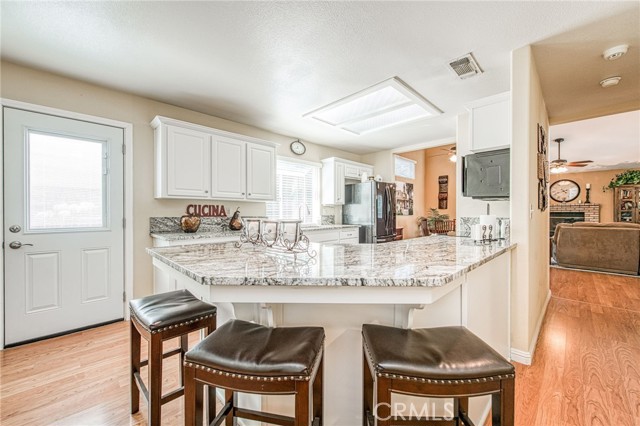Detail Gallery Image 18 of 34 For 10668 Lighthouse Dr, Fresno,  CA 93730 - 3 Beds | 3 Baths