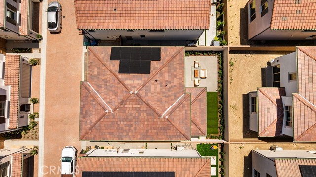114 eversedge, Irvine CA: https://media.crmls.org/medias/da63c21a-464a-4ca7-99a7-aab831563e81.jpg