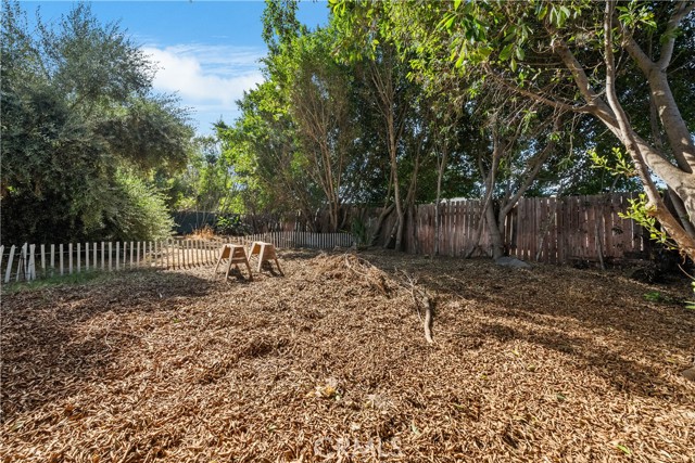 Detail Gallery Image 30 of 63 For 13701 Glenoaks Bld, –,  CA 91342 - 4 Beds | 3 Baths