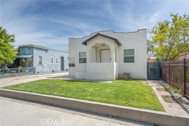 Detail Gallery Image 3 of 19 For 5270 Linden Ave, Long Beach,  CA 90805 - 3 Beds | 2 Baths