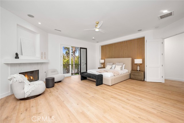 14257 Chandler Boulevard photo 35