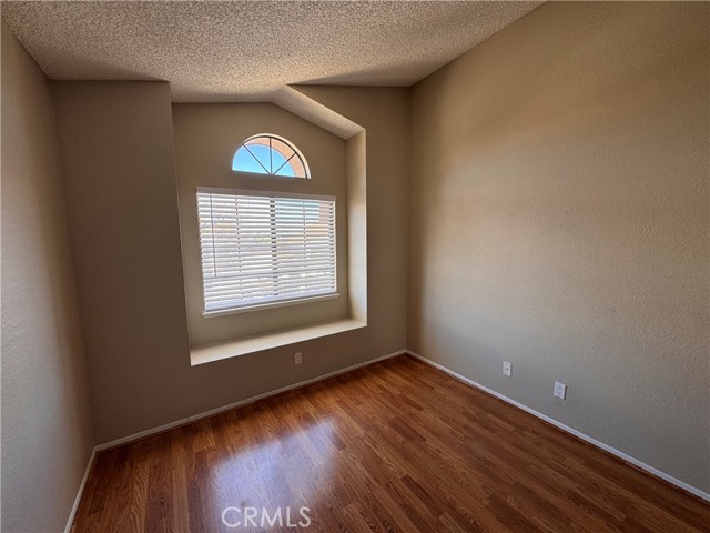 Detail Gallery Image 36 of 44 For 4546 Grandview Dr, Palmdale,  CA 93551 - 3 Beds | 3 Baths
