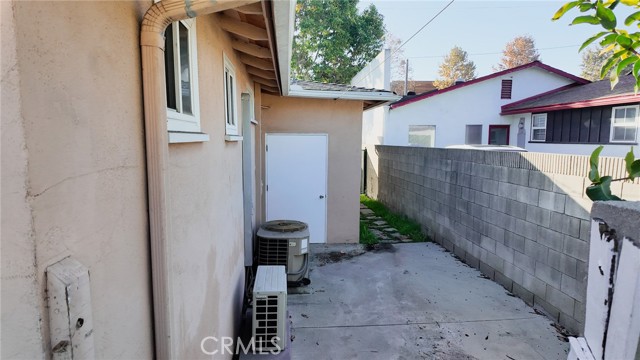 127 Las Tunas, Arcadia CA: https://media.crmls.org/medias/da653820-cc49-45fb-8ae1-aa40233570ac.jpg