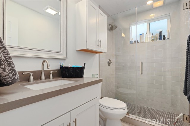 2704 Gates Avenue, Redondo Beach, California 90278, ,Residential Income,Sold,Gates,SB22164603