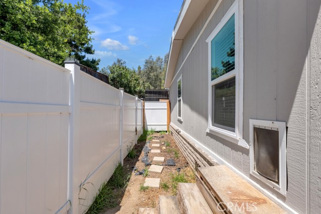 24425 Woolsey Canyon Road, West Hills CA: https://media.crmls.org/medias/da6840b8-e2f6-46b4-88f0-3f452945c527.jpg