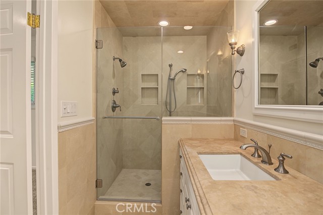 18220 Clark Street photo 25