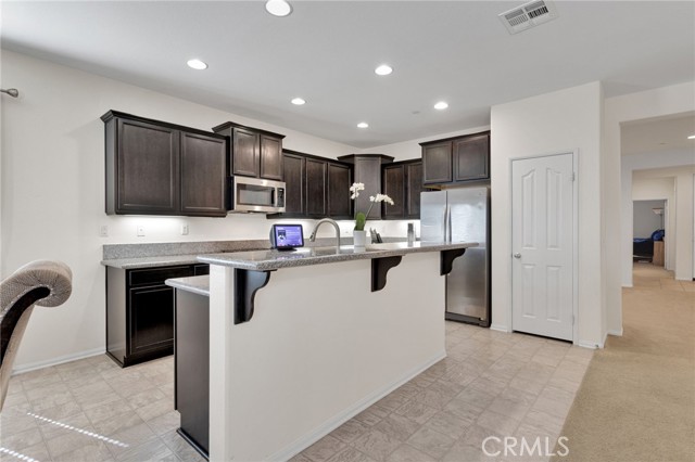 Detail Gallery Image 15 of 49 For 14267 Solterra Ln, Adelanto,  CA 92301 - 4 Beds | 3 Baths