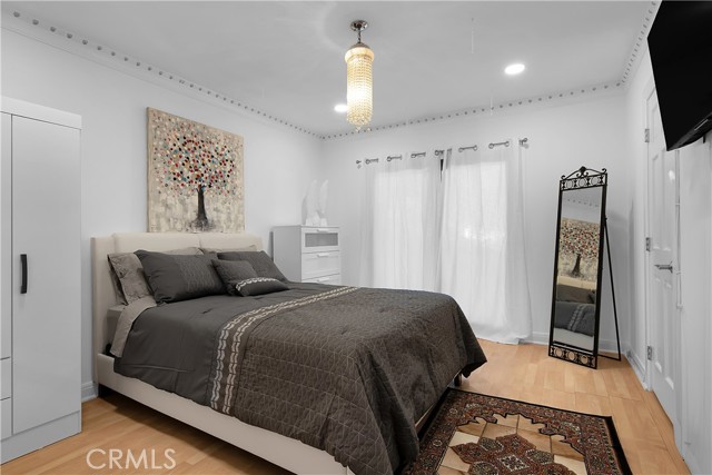 Detail Gallery Image 33 of 43 For 3701 Royal Meadow, Sherman Oaks,  CA 91403 - 4 Beds | 3 Baths