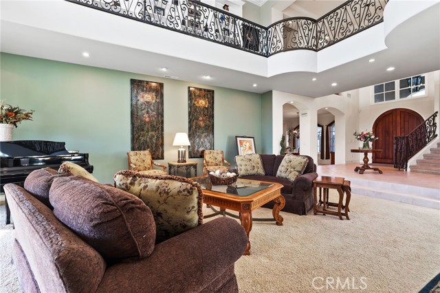 Detail Gallery Image 8 of 75 For 1731 Vista Lomitas, Fullerton,  CA 92831 - 5 Beds | 5/1 Baths