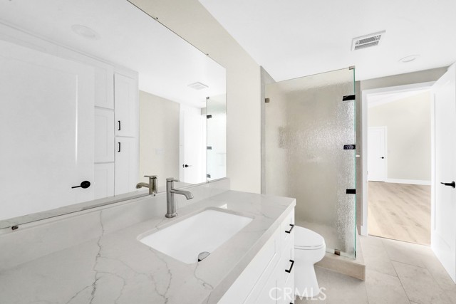 MLS #OC25221978 image #11