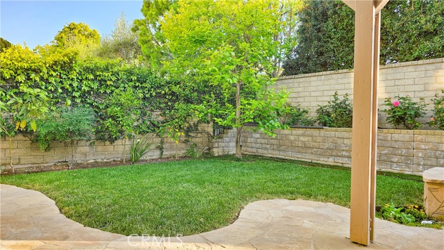 1624 Blue Canyon Street, Newbury Park CA: https://media.crmls.org/medias/da6c0d9b-59a5-4ce6-b277-45e1f953b50d.jpg