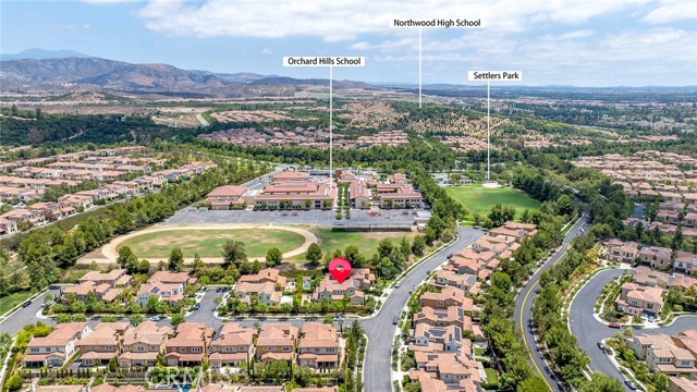 17 Lowland, Irvine CA: https://media.crmls.org/medias/da6c81f4-f2b9-4a56-8649-5a0ce113b448.jpg