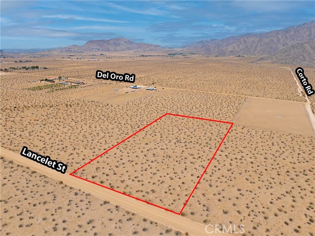 26425 Lancelet Street, Apple Valley CA: https://media.crmls.org/medias/da6d5c65-01f7-48aa-a6eb-41fcd6f78536.jpg