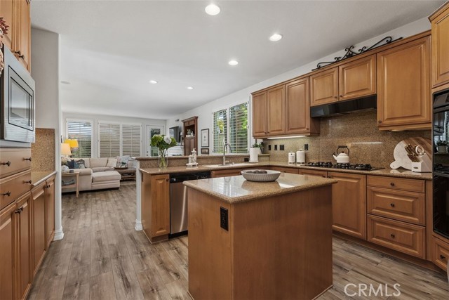 Detail Gallery Image 10 of 42 For 23 Constellation, Coto de Caza,  CA 92679 - 4 Beds | 3 Baths