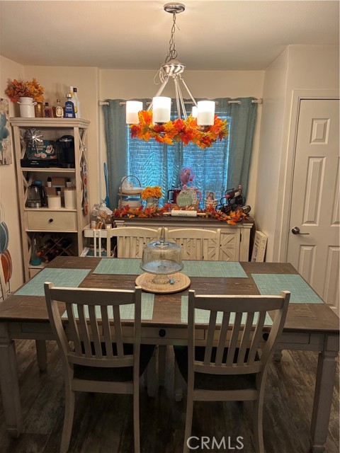 12700 Elliott Avenue, El Monte CA: https://media.crmls.org/medias/da6ddd66-c182-42a6-a582-890c0a246c1e.jpg