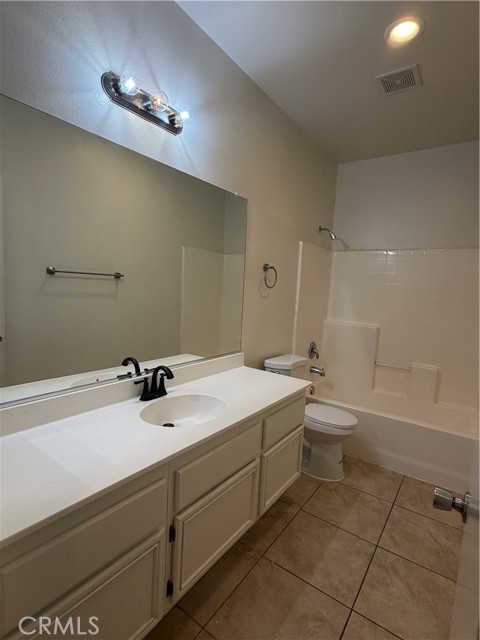 Detail Gallery Image 20 of 31 For 14651 Indian Wells, Victorville,  CA 92394 - 4 Beds | 3 Baths