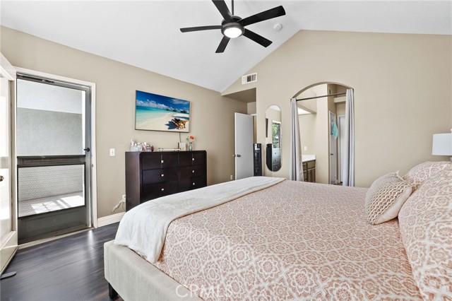 Detail Gallery Image 13 of 22 For 2225 Indigo Hills Dr #3,  Corona,  CA 92879 - 3 Beds | 2/1 Baths