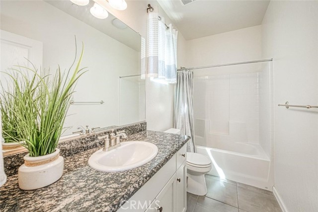 Detail Gallery Image 31 of 38 For 20128 Pescara Ln, Friant,  CA 93626 - 4 Beds | 3/1 Baths