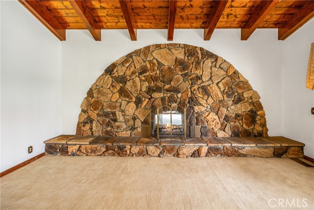 668 E Sunset N Drive, Redlands CA: https://media.crmls.org/medias/da706274-b0e7-4714-bac1-8a5db798a05f.jpg