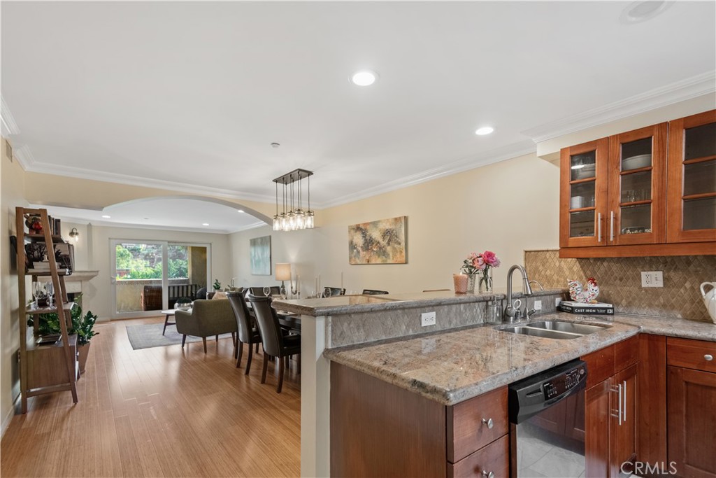 MLS #SR25246946 image #7