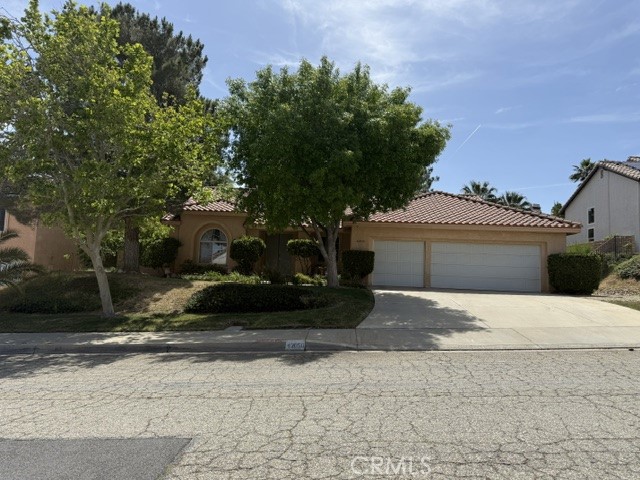 42050 Valley Vista