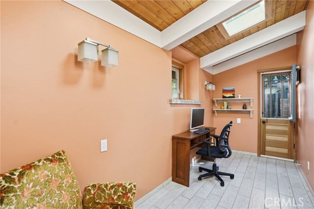 Image 22 of 44 For 1251 Mesa Oaks