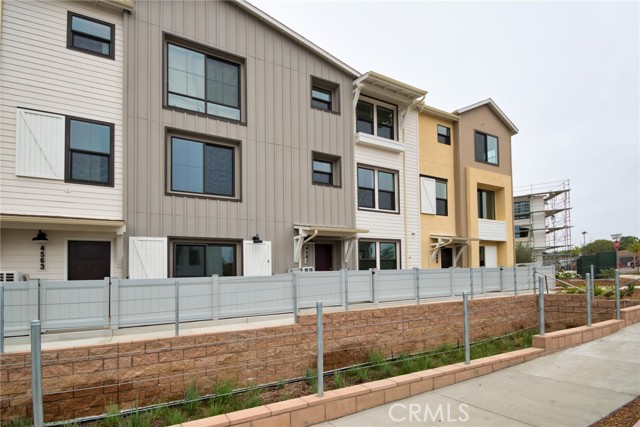 Detail Gallery Image 39 of 51 For 4581 Amaranth Ln, Carlsbad,  CA 92008 - 3 Beds | 2/2 Baths