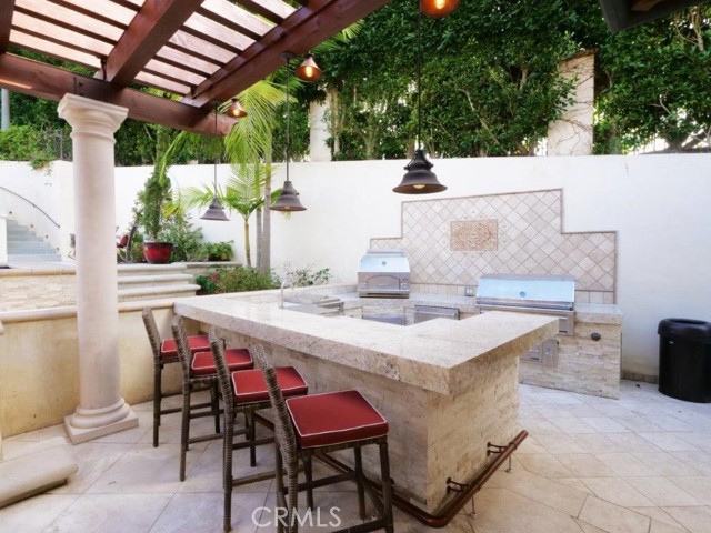 BBQ Dining Area in Patio