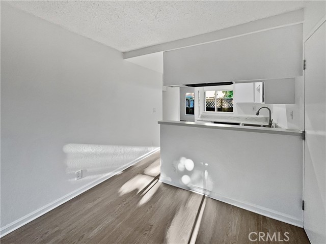 Detail Gallery Image 20 of 37 For 1023 Delna Manor, San Jose,  CA 95128 - 2 Beds | 2 Baths