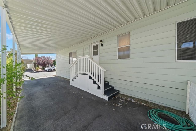 54999 Martinez #46 Trail, Yucca Valley CA: https://media.crmls.org/medias/da72462b-734d-400b-b635-3b87ca642d30.jpg