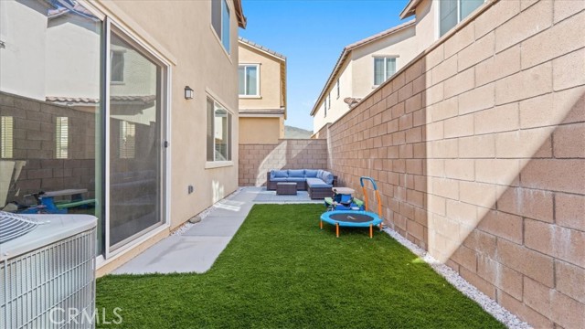 Detail Gallery Image 28 of 31 For 16154 Lozano Street #7,  Fontana,  CA 92336 - 3 Beds | 2/1 Baths
