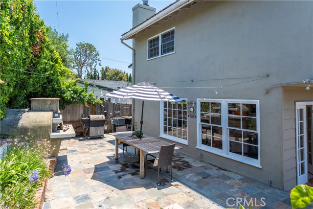 1733 Bayou Way, Seal Beach CA: https://media.crmls.org/medias/da72c501-9b1d-4ccf-8c16-6210b8542aef.jpg
