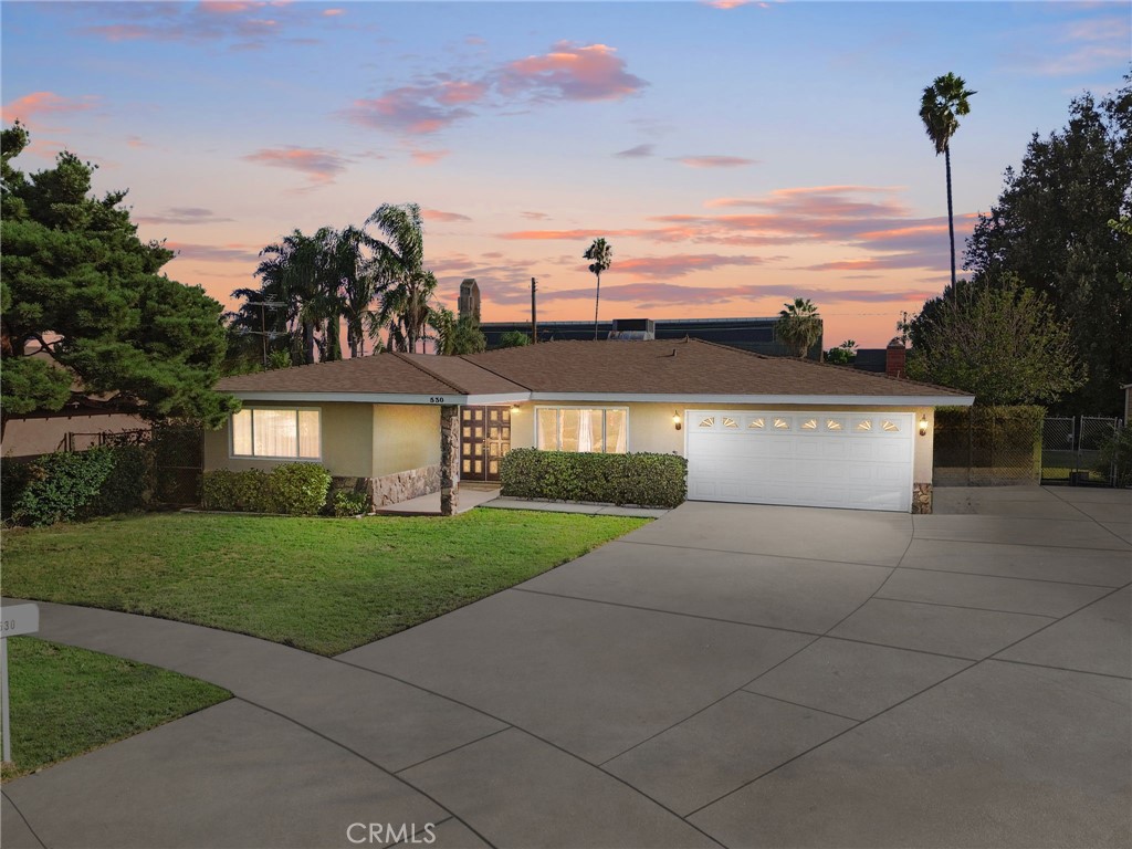 530 N Sycamore Drive