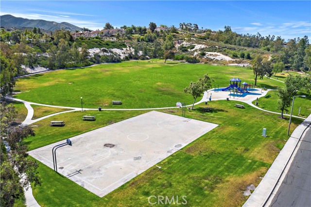 Detail Gallery Image 33 of 50 For 32163 Fall River Rd, Rancho Santa Margarita,  CA 92679 - 5 Beds | 3 Baths