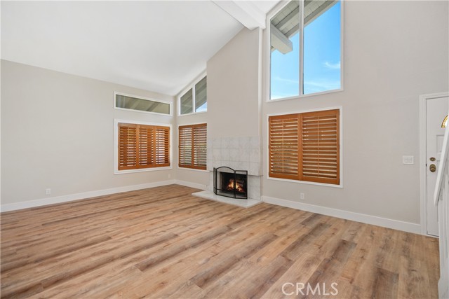 25702 Nugget, Lake Forest CA: https://media.crmls.org/medias/da743a83-7171-4662-bad2-74e2996346f4.jpg