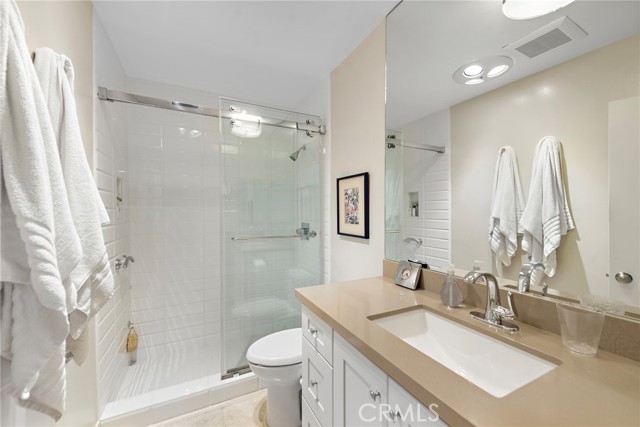 21703 Ocean Vista Drive, Laguna Beach CA: https://media.crmls.org/medias/da748b83-b870-49f6-ba0f-520959c978e5.jpg