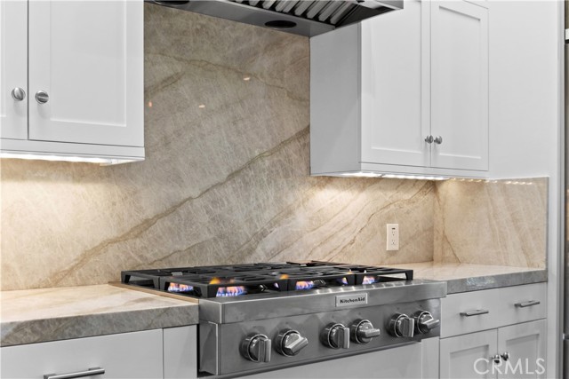Photo #11: OC23190755 Listing 