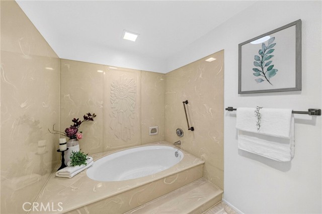 Detail Gallery Image 37 of 49 For 453 Pinehurst Ct, Fullerton,  CA 92835 - 3 Beds | 3 Baths