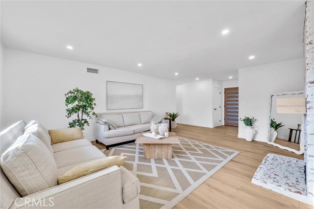 Detail Gallery Image 13 of 43 For 2438 E Garfield, Orange,  CA 92867 - 4 Beds | 2 Baths