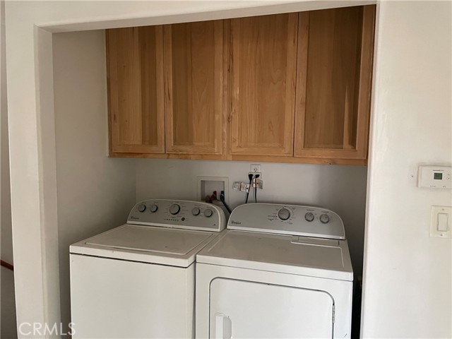 Detail Gallery Image 18 of 26 For 8425 Burnet Ave #4,  North Hills,  CA 91343 - 4 Beds | 2/1 Baths