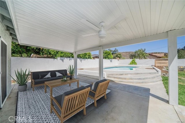 28732 Paseo Diablo, Menifee CA: https://media.crmls.org/medias/da7778cd-0ab9-4684-82f4-adb85f09306f.jpg