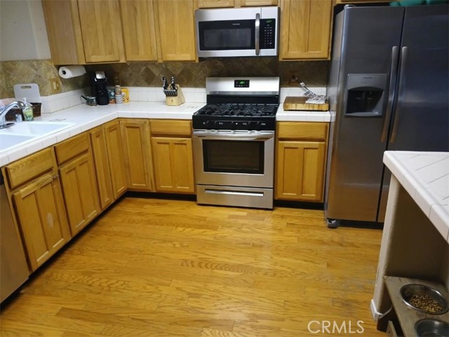 Detail Gallery Image 7 of 31 For 23883 Zuger, Crestline,  CA 92325 - 2 Beds | 2/1 Baths