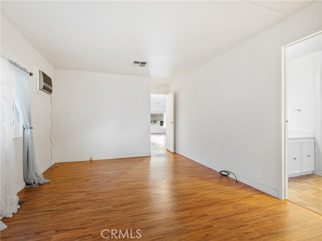 Detail Gallery Image 13 of 34 For 13393 Mariposa Rd #112,  Victorville,  CA 92395 - 2 Beds | 2 Baths
