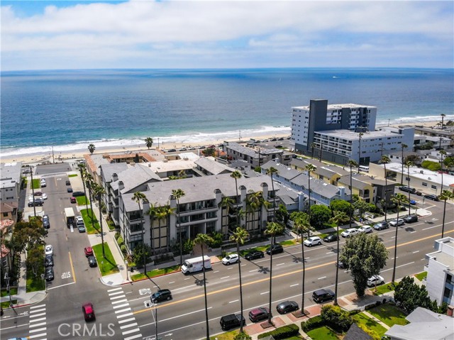 1007 Catalina Avenue, Redondo Beach, California 90277, 2 Bedrooms Bedrooms, ,2 BathroomsBathrooms,Residential,Sold,Catalina,OC22099834