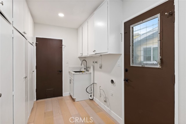 1741 Perch Street, San Pedro CA: https://media.crmls.org/medias/da7a78ef-377d-4ee9-97f7-864fb48444be.jpg